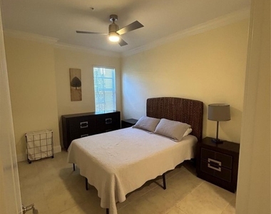 226 N Latitude Circle - Photo Thumbnail 15