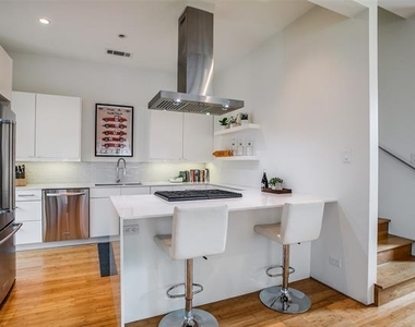 4401 Roseland Avenue - Photo Thumbnail 4