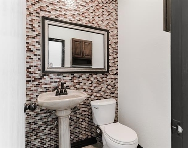1733 Elm Street - Photo Thumbnail 8