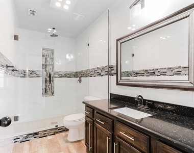 1733 Elm Street - Photo Thumbnail 9