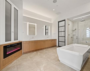 2800 Lakeside Parkway - Photo Thumbnail 23