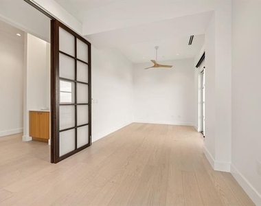 2800 Lakeside Parkway - Photo Thumbnail 20