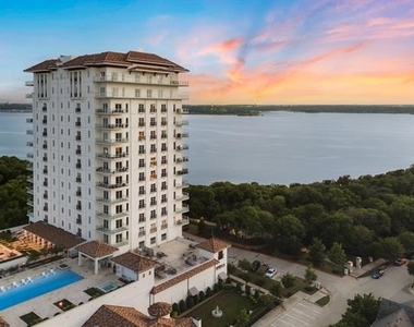 2800 Lakeside Parkway - Photo Thumbnail 1