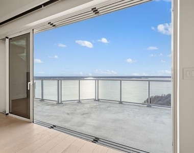 2800 Lakeside Parkway - Photo Thumbnail 19