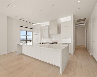 2800 Lakeside Parkway - Photo Thumbnail 15
