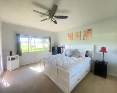 413 Desert Falls Drive N - Photo Thumbnail 16