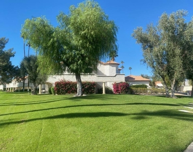 413 Desert Falls Drive N - Photo Thumbnail 31
