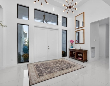 11460 Sw Pietra Way - Photo Thumbnail 7