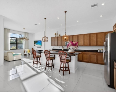 11460 Sw Pietra Way - Photo Thumbnail 13