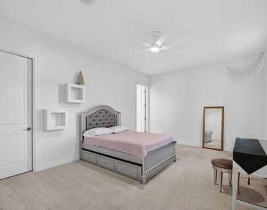 11460 Sw Pietra Way - Photo Thumbnail 46