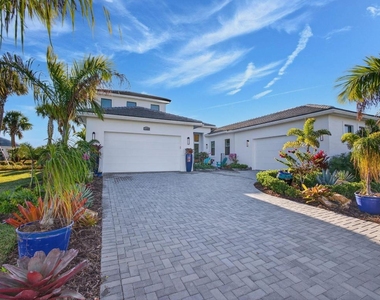 11460 Sw Pietra Way - Photo Thumbnail 3
