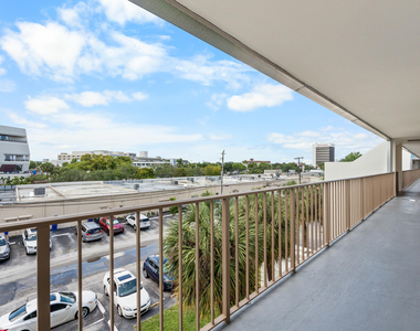 4501 Ne 21st Avenue - Photo Thumbnail 25
