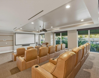 625 Casa Loma Boulevard - Photo Thumbnail 37
