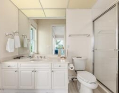 901 Se Riverside Drive - Photo Thumbnail 42