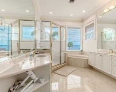 901 Se Riverside Drive - Photo Thumbnail 50