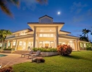 901 Se Riverside Drive - Photo Thumbnail 11