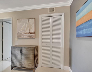 300 Jfk Drive - Photo Thumbnail 8
