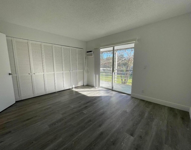 172 Sussex I - Photo Thumbnail 15