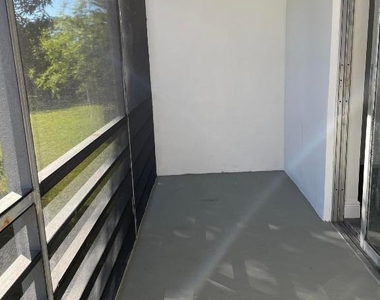 172 Sussex I - Photo Thumbnail 17