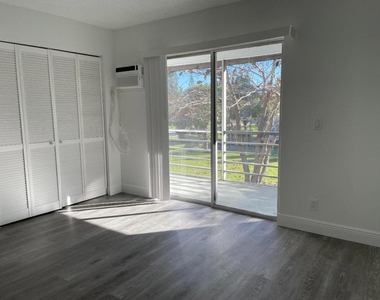 172 Sussex I - Photo Thumbnail 6