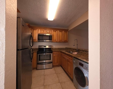 1542 Lake Crystal Drive - Photo Thumbnail 3