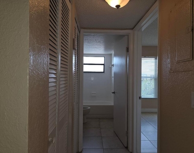 1542 Lake Crystal Drive - Photo Thumbnail 18