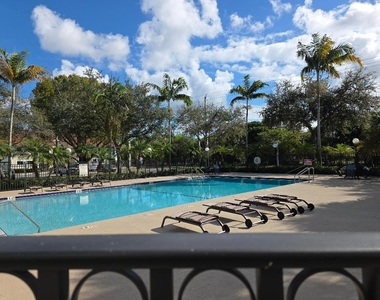 1542 Lake Crystal Drive - Photo Thumbnail 34