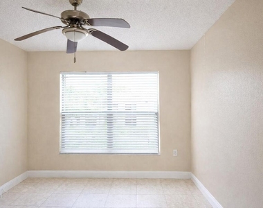 1542 Lake Crystal Drive - Photo Thumbnail 13