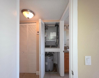 1542 Lake Crystal Drive - Photo Thumbnail 15