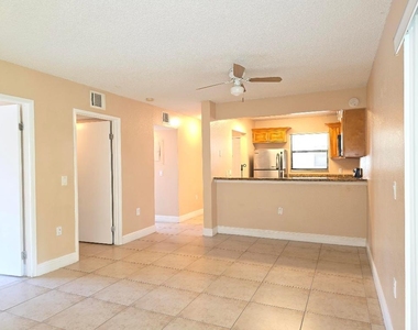 1542 Lake Crystal Drive - Photo Thumbnail 7