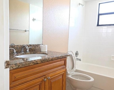 1542 Lake Crystal Drive - Photo Thumbnail 33