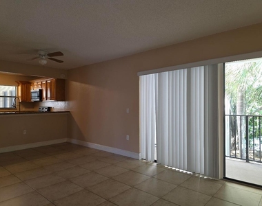 1542 Lake Crystal Drive - Photo Thumbnail 20