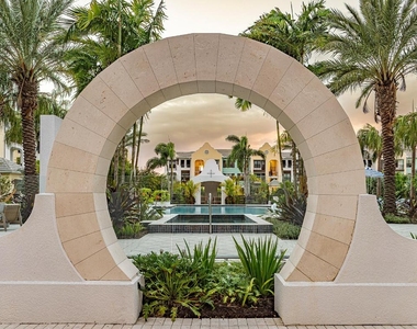 10535 Hamilton Dawn Street - Photo Thumbnail 16