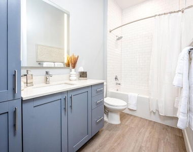 10535 Hamilton Dawn Street - Photo Thumbnail 6