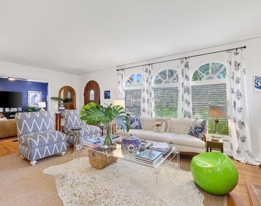 325 Greymon Drive - Photo Thumbnail 6
