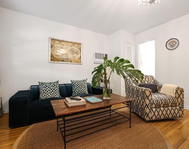325 Greymon Drive - Photo Thumbnail 50