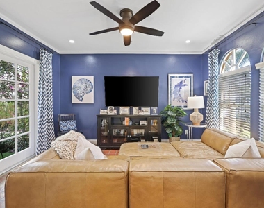 325 Greymon Drive - Photo Thumbnail 9