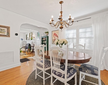 325 Greymon Drive - Photo Thumbnail 14