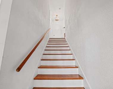 325 Greymon Drive - Photo Thumbnail 21