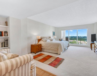 4301 N Ocean Boulevard - Photo Thumbnail 17