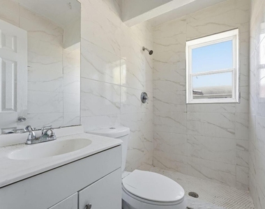 406 Nw 7th Court - Photo Thumbnail 8