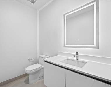 220 Lake Shore Drive - Photo Thumbnail 14