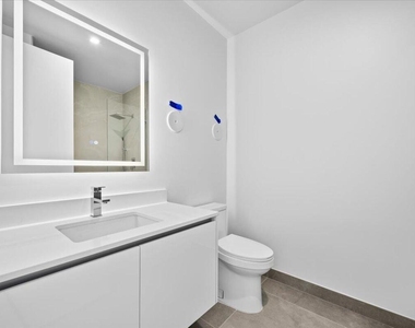 220 Lake Shore Drive - Photo Thumbnail 23