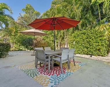 429 Inlet Road - Photo Thumbnail 23