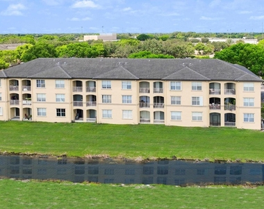 2060 Greenview Shores Boulevard - Photo Thumbnail 14