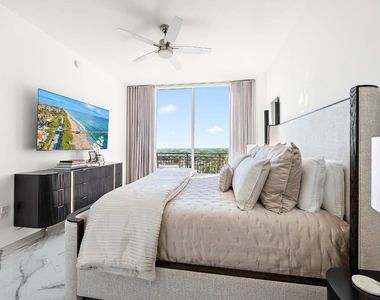 550 Okeechobee Boulevard - Photo Thumbnail 2