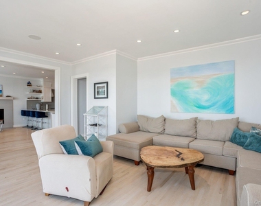 676 Dune Road - Photo Thumbnail 6