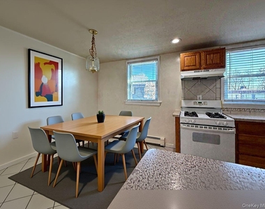 51 Schneider Avenue - Photo Thumbnail 16