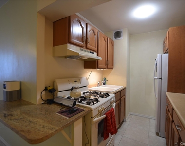 54-40 Little Neck Parkway - Photo Thumbnail 13