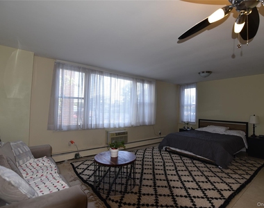 54-40 Little Neck Parkway - Photo Thumbnail 19
